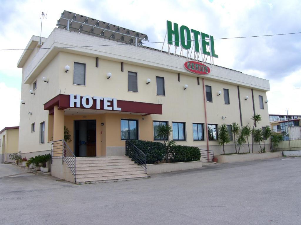 Hotel Genius Corato Exteriör bild