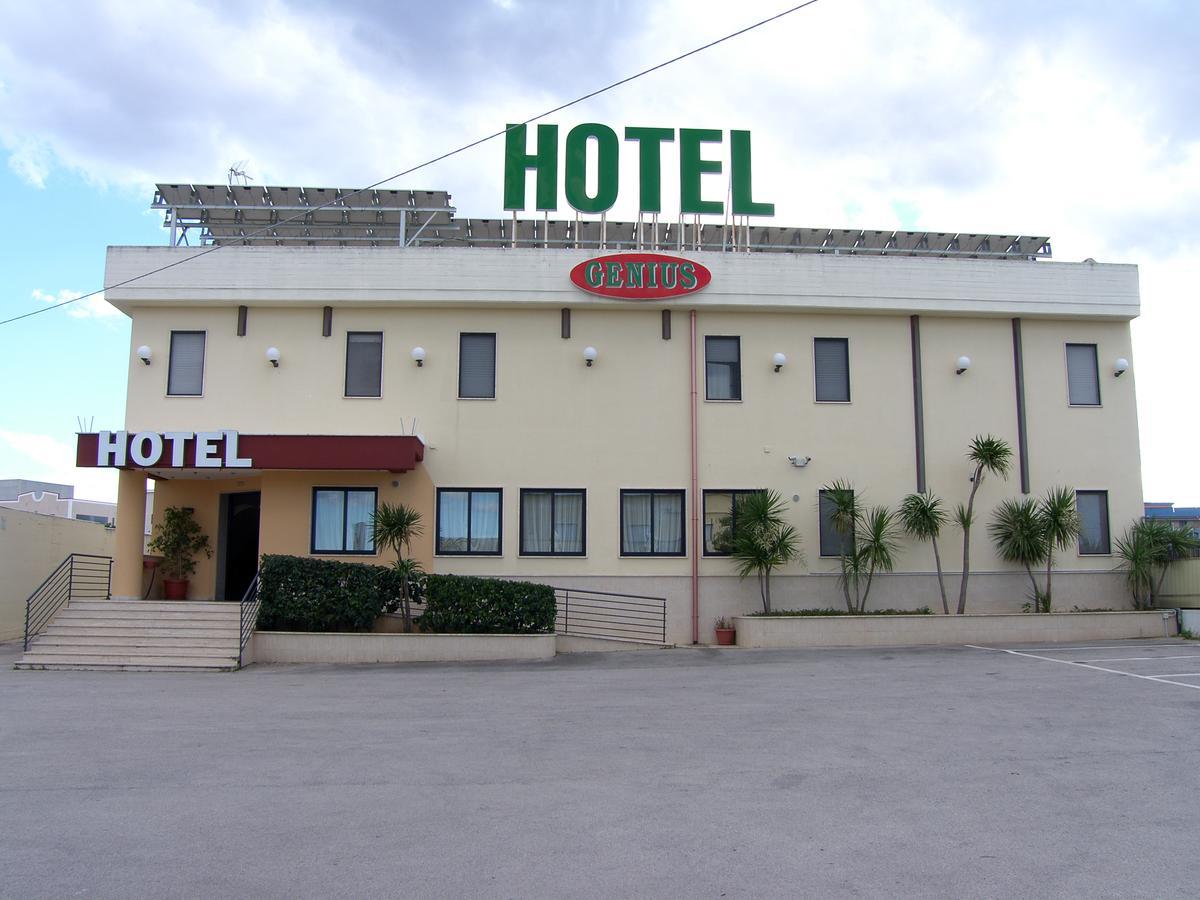 Hotel Genius Corato Exteriör bild